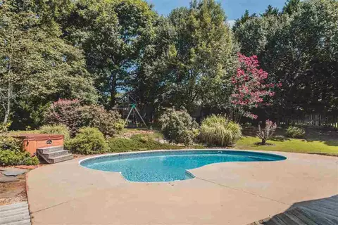 209 Fairfax Rd, Easley, SC 29642 photo 5