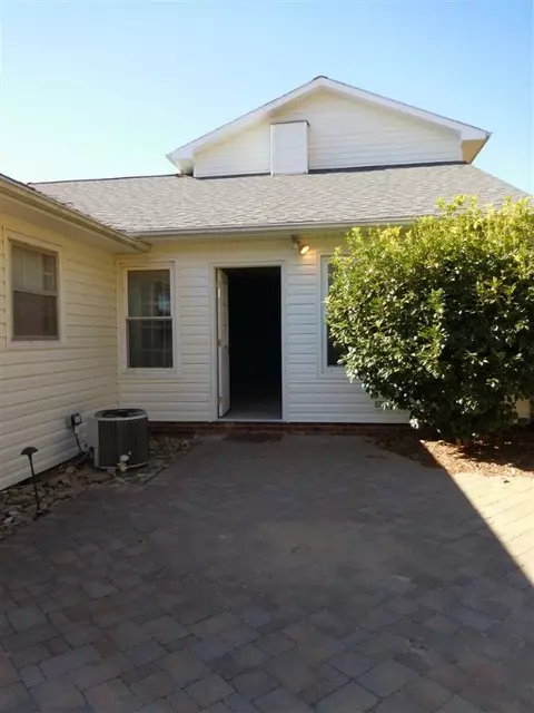 2000 Millgate Rd, Anderson, SC 29621 photo 2