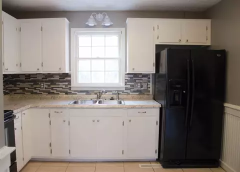 116 Harvey Rd, Central, SC 29630 photo 4