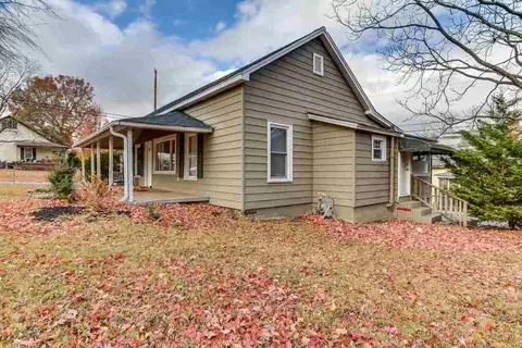 302 Day St, Easley, SC 29640 photo 30
