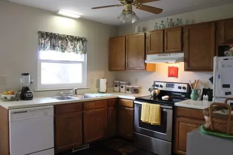 105 Pendleton Ct UNIT C-1, Easley, SC 29640 photo 6