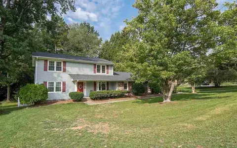 102 Timberlane Dr, Easley, SC 29642 photo 2