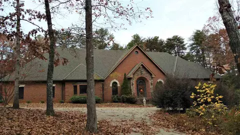 55 Oak Dr, Toccoa, GA 30577 photo 3