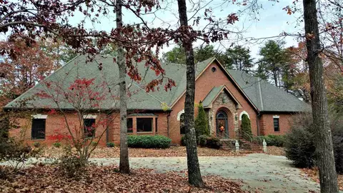 55 Oak Dr, Toccoa, GA 30577 photo 4