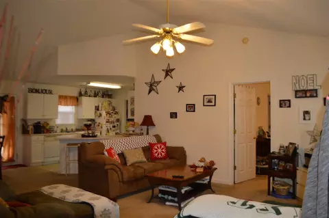 126 Arbors Ct, Central, SC 29630 photo 8