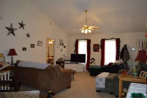 126 Arbors Ct, Central, SC 29630 photo 6