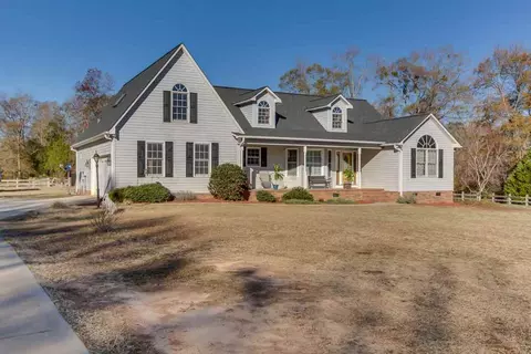 321 Bagwell Dr, Honea Path, SC 29654 photo 2