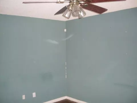 103 Crown Ct, Williamston, SC 29697 photo 4