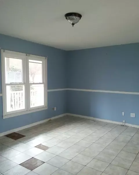 133 E Church Rd, Easley, SC 29642 photo 4