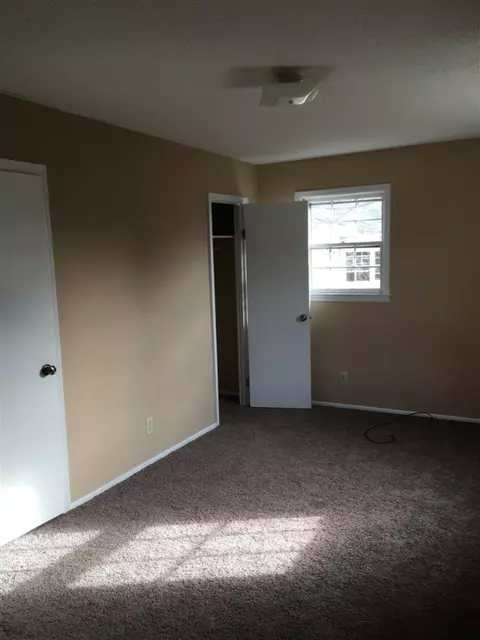 33 S Randall, Williamston, SC 29697 photo 7