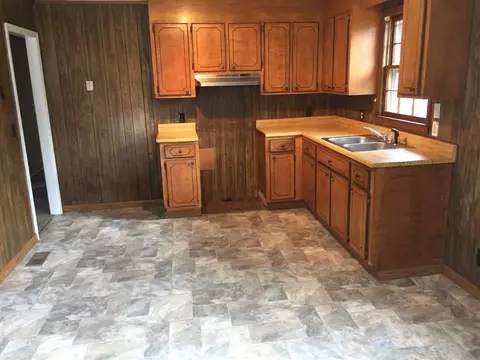 33 S Randall, Williamston, SC 29697 photo 12