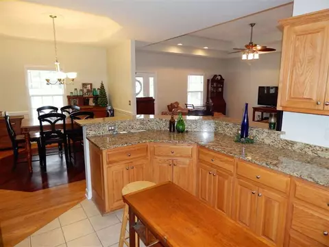 906 Mcalister Rd, Easley, SC 29642 photo 9