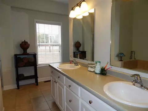 906 Mcalister Rd, Easley, SC 29642 photo 13