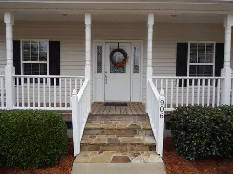 906 Mcalister Rd, Easley, SC 29642 photo 2