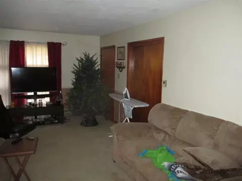 78 Myrtle St, Toccoa, GA 30577 photo 2