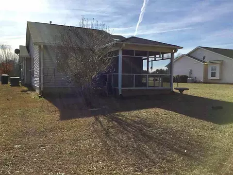214 Wildwood Dr, Honea Path, SC 29654 photo 4