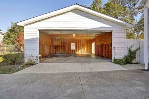 100 Sun Blvd, Easley, SC 29642 photo 5
