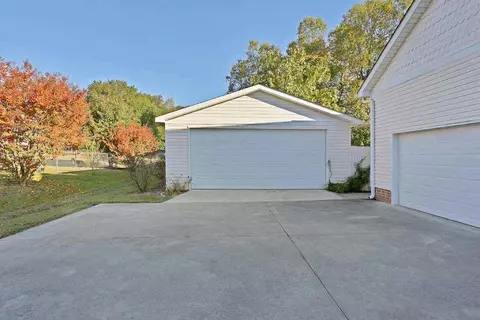100 Sun Blvd, Easley, SC 29642 photo 3