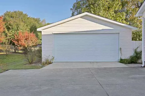 100 Sun Blvd, Easley, SC 29642 photo 4