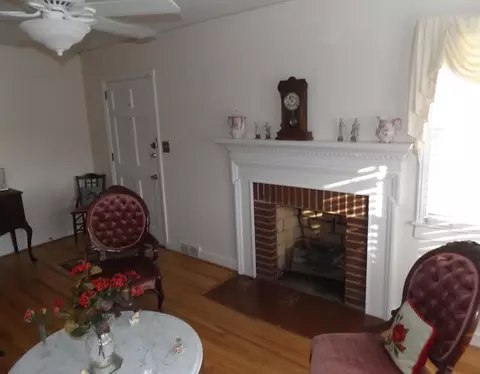 906 Plantation Rd, Anderson, SC 29621 photo 4