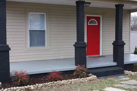 505 King St, Easley, SC 29640 photo 2