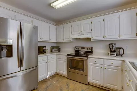 100 Brown Dr, Easley, SC 29642 photo 13