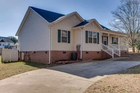 100 Brown Dr, Easley, SC 29642 photo 2