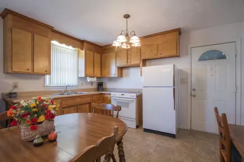 101 Sunset Dr, Easley, SC 29640 photo 8