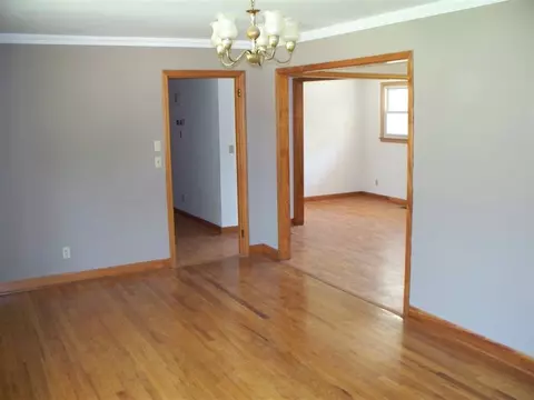 303 Byron St, Williamston, SC 29697 photo 4