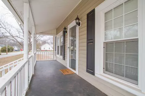 303 Barton St, Easley, SC 29640 photo 3