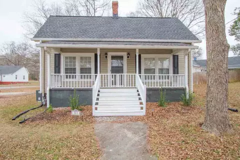 303 Barton St, Easley, SC 29640 photo 1