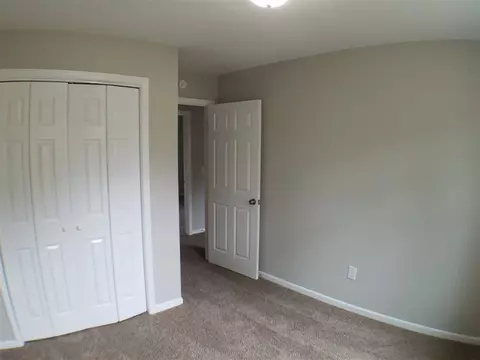 305 Jamestown Rd, Easley, SC 29640 photo 12
