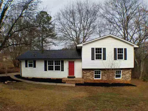 305 Jamestown Rd, Easley, SC 29640 photo 1
