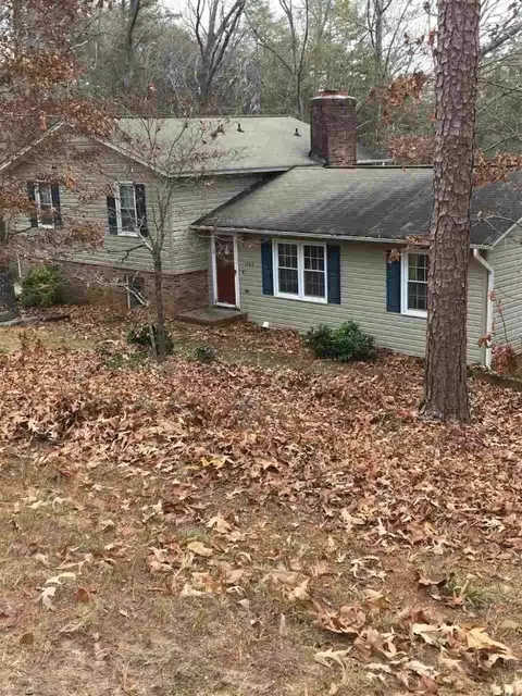 230 Riverdale Rd, Central, SC 29630 photo 1