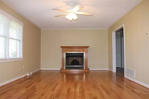 105 Triangle Dr, Seneca, SC 29672 photo 4