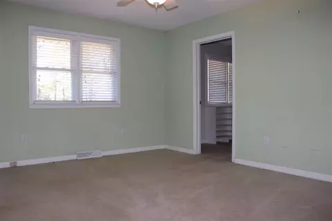 105 Triangle Dr, Seneca, SC 29672 photo 10