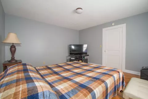 117 E James St, Greer, SC 29651 photo 8