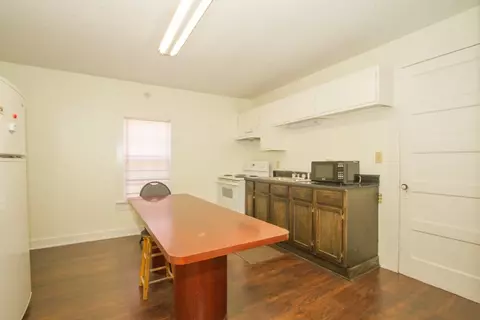 117 E James St, Greer, SC 29651 photo 17