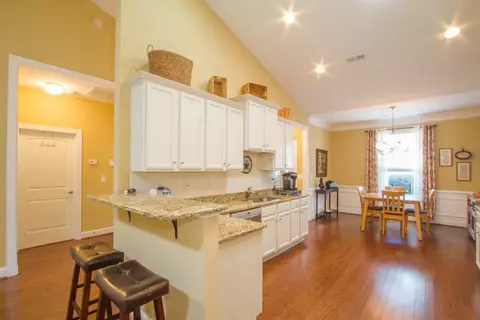 105 Springwater Ct, Easley, SC 29642 photo 8