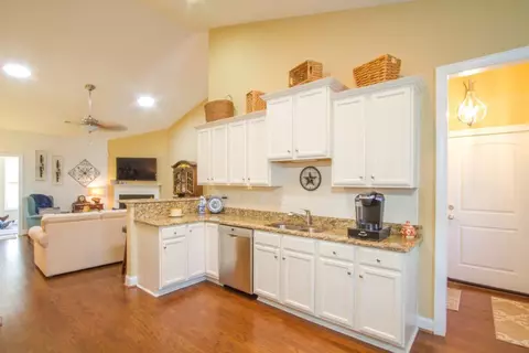 105 Springwater Ct, Easley, SC 29642 photo 10