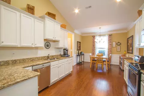 105 Springwater Ct, Easley, SC 29642 photo 9