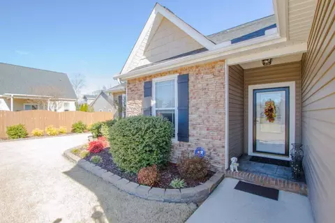 105 Springwater Ct, Easley, SC 29642 photo 2