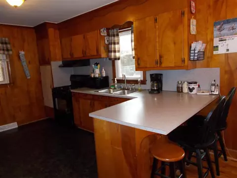 103 Lee St, Williamston, SC 29697 photo 3