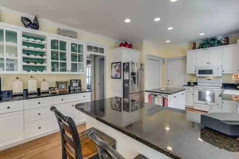 709 Shefwood Dr, Easley, SC 29642 photo 9
