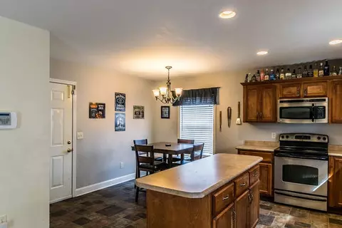 500 Harper St, Honea Path, SC 29654 photo 5
