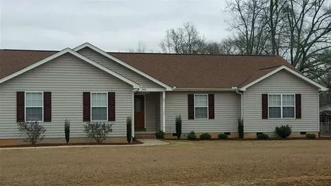 500 Harper St, Honea Path, SC 29654 photo 4
