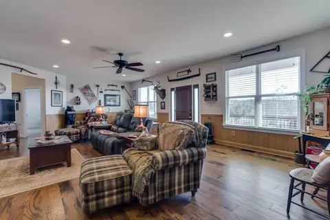 348 Stardust Ln, Seneca, SC 29672 photo 11