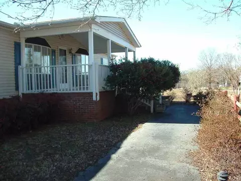 127 E Church Rd, Easley, SC 29642 photo 5