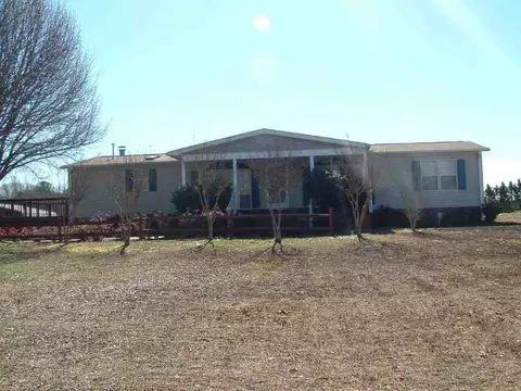 127 E Church Rd, Easley, SC 29642 photo 1