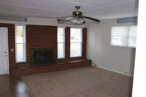 140 Bruce Blvd, Seneca, SC 29678 photo 6